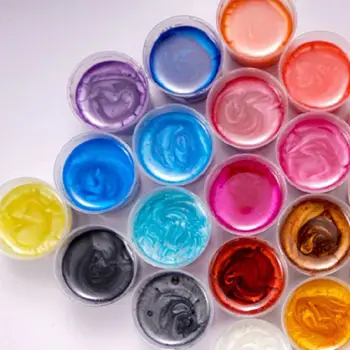 24 Spalvų Kosmetikos Klasės Perlamutro Gamtos Žėručio Mineralinių Miltelių Epoksidinės Dervos Dažų Perlų Pigmentų Priėmimo Priedai