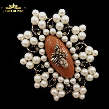 Antikvariniai Europos Stiliaus Riesta Vielos Imitavo White Pearl Grupių Metalų Bičių Rudos, Ovalo formos Sagės & Kaiščiai Moterų Vintage Papuošalai