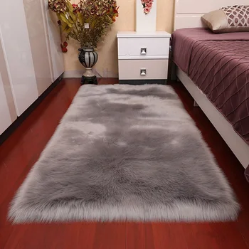 Gyvenamasis kambarys miegamasis storas kilimas pliušinis kilimas vaikų veikla krūva lova, langas, naktinės dirbtinės vilnos, minkštas krūva pagalvėlių