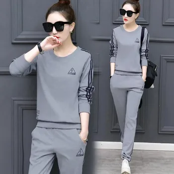 Rudenį ir žiemą naujas korėjiečių ilgomis rankovėmis mados atsitiktinis tinka moterų plonas atspausdinta dviejų dalių sportswear tendenciją moterims dėvėti drabužiai