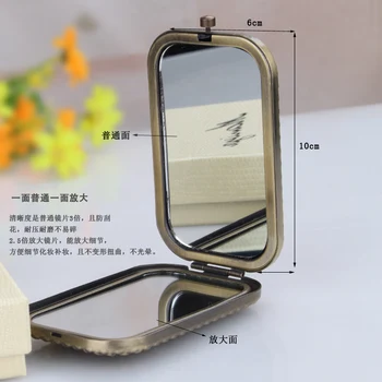 Rusija mini nešiojamieji dvipusis veidrodis Padidinti makiažo veidrodėliai Nedidelis nešiojamas sulankstomas veidrodėlis Retro ratas Flip-veidrodis
