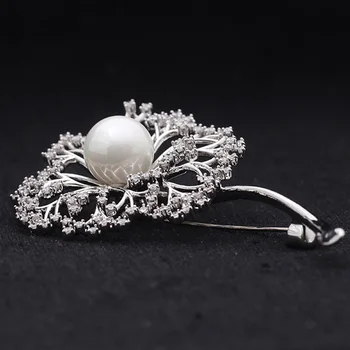 Zlxgirl Prekės Kubinis Cirkonis gėlių sages puokštė vestuviniai papuošalai metalo guangdong vario hijab aksesuaras perlų pakabukas sagė
