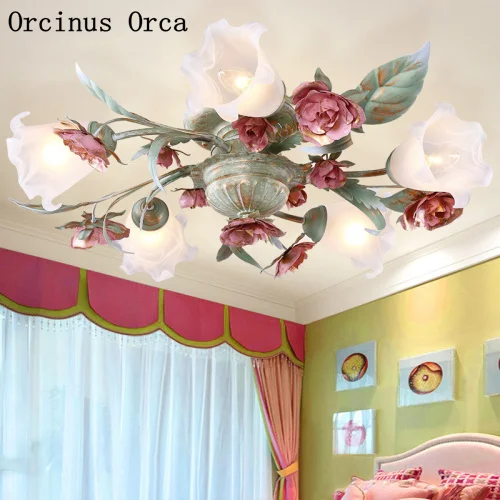 Viduržemio jūros pink gėlių ir žolės lubų lempa gyvenamojo kambario, valgomojo, miegamojo korėjos idiliškas romantiška geležies rose lubų lempa